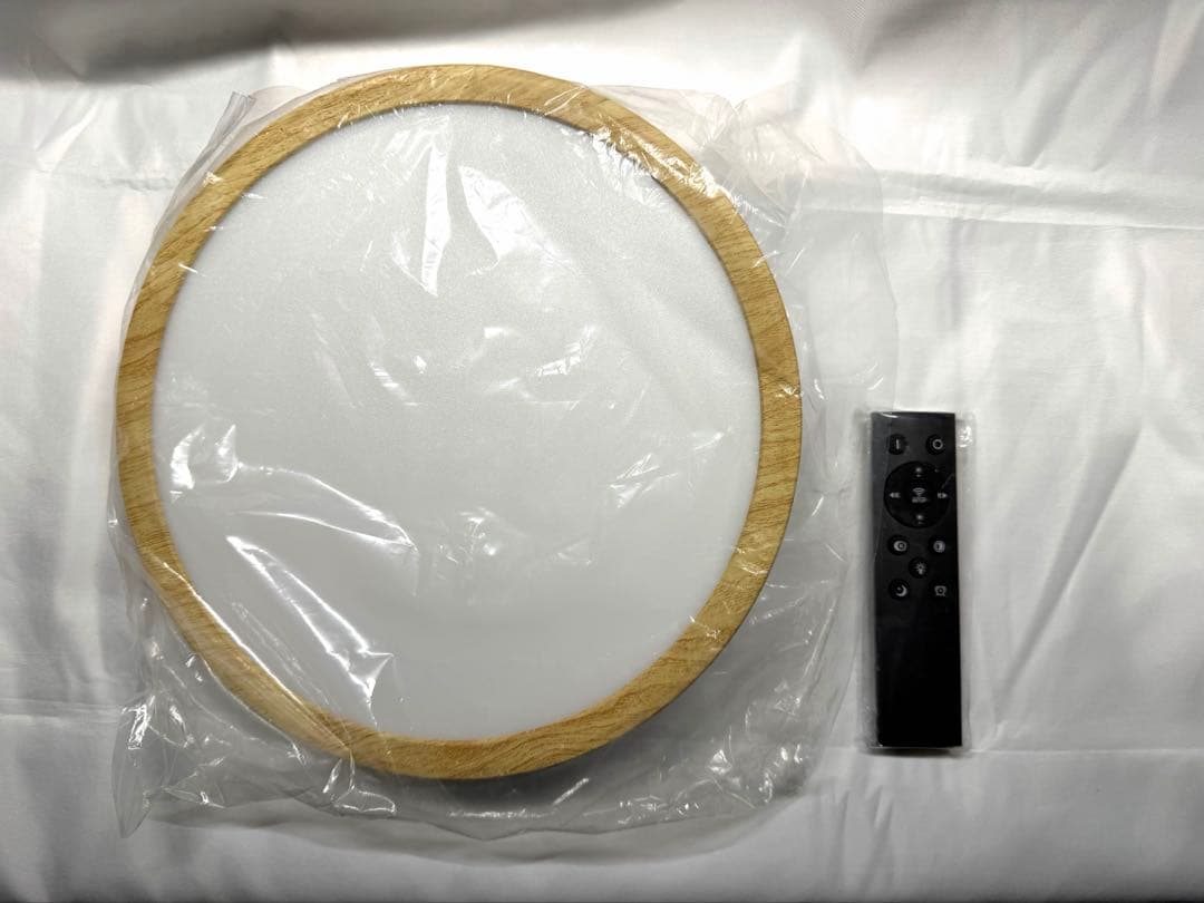 【新品未使用】LEDシーリングライト 8畳　新品　調光 調色　リモコン付