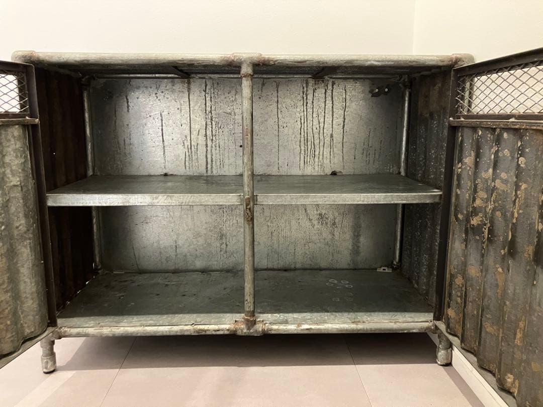 Y*N様 インダストリアル・ヴィンテージスチールキャビネット