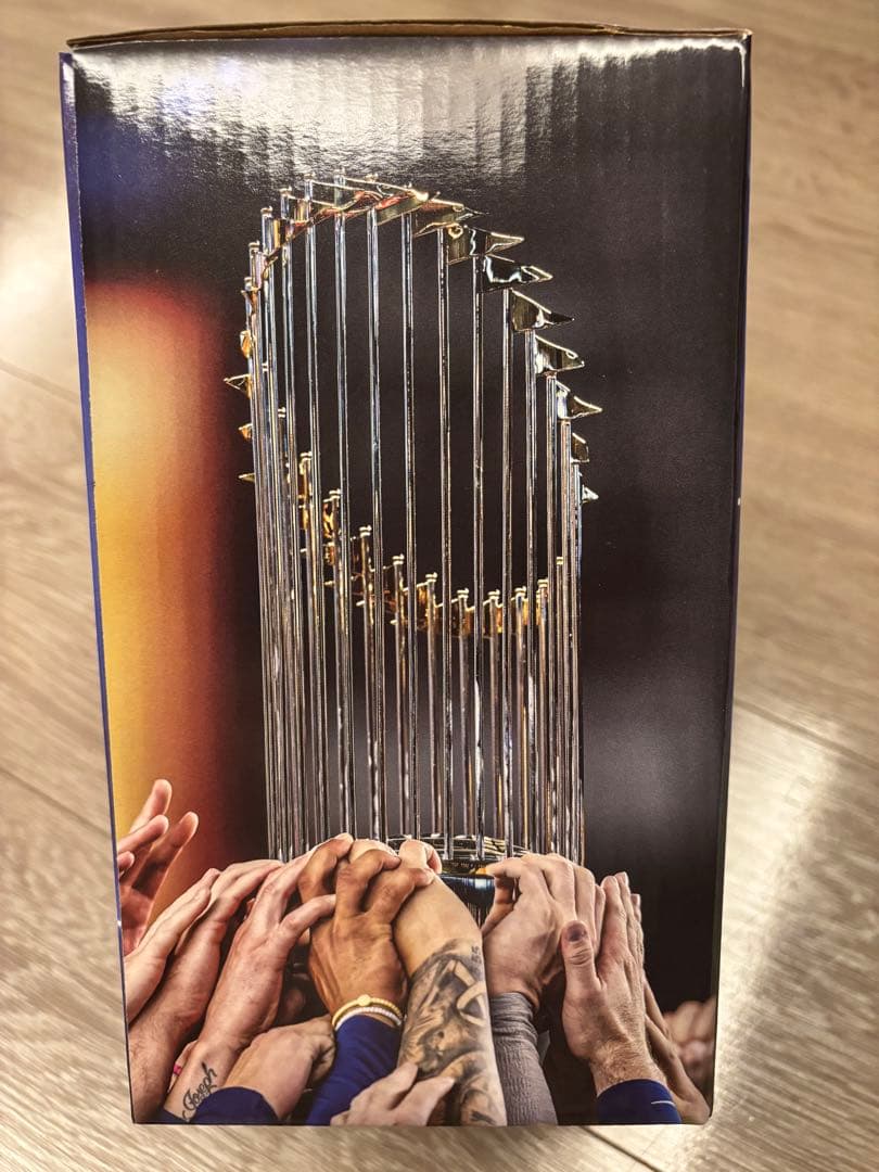 ドジャース戦記念 Blake Snell フィギュア＆ワールドシリーズトロフィー