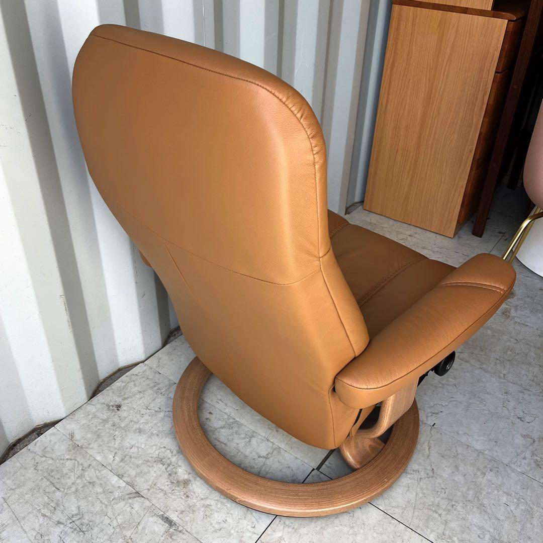 取付無料！エコーネス ストレスレス コンサル 本革キャメルリクライニングソファ✨