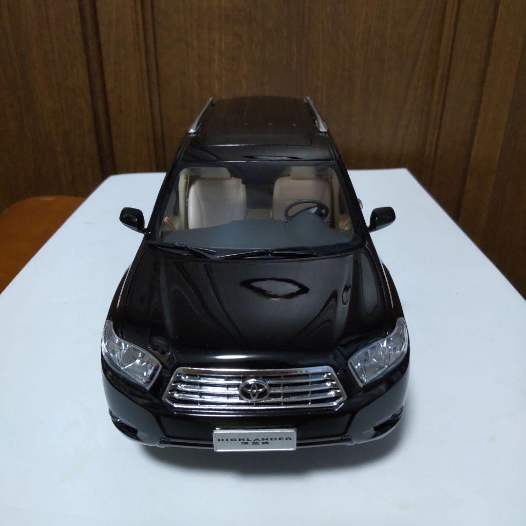 トヨタ ハイランダー ヴァンガード ブラック 1/18 中国トヨタ - メルカリ