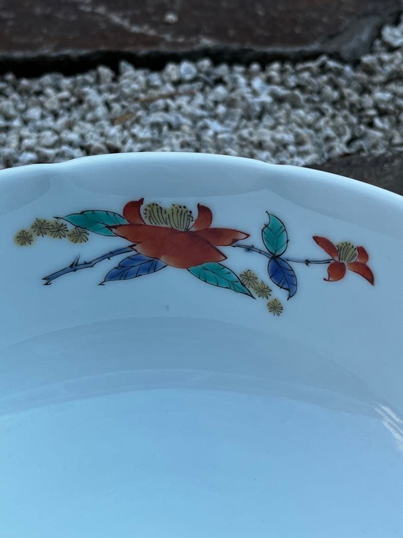 希少　有田焼　鷹峰　色鍋島　椿　絵付　深鉢　花弁型縁　アンティーク