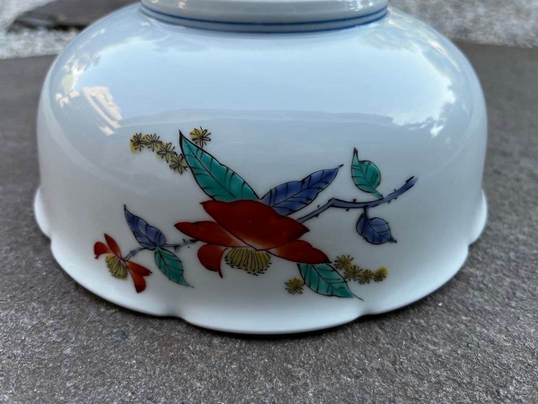 希少　有田焼　鷹峰　色鍋島　椿　絵付　深鉢　花弁型縁　アンティーク