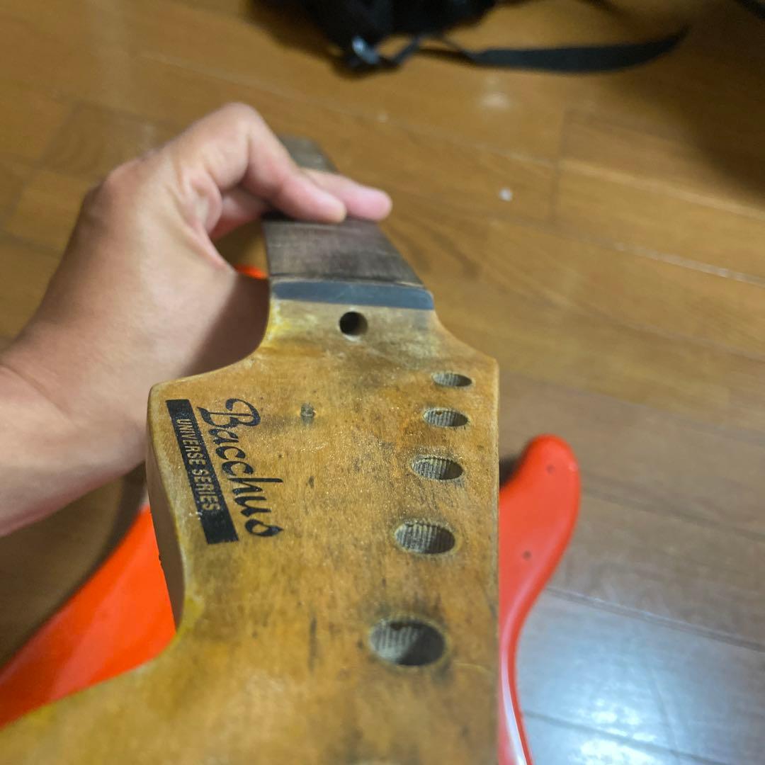 バッカスbacchus 初期型 fenderヘッド ボディとネック リペア練習用