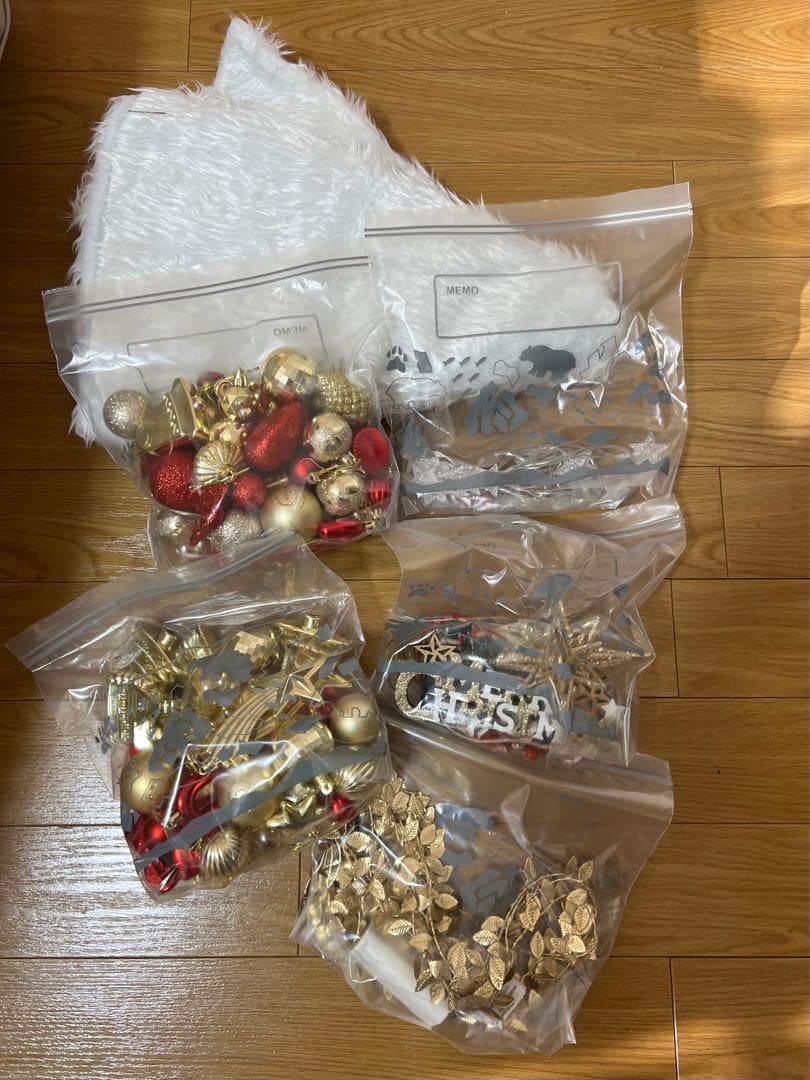 クリスマスツリー180cm☆ オーナメント&電飾&収納セット