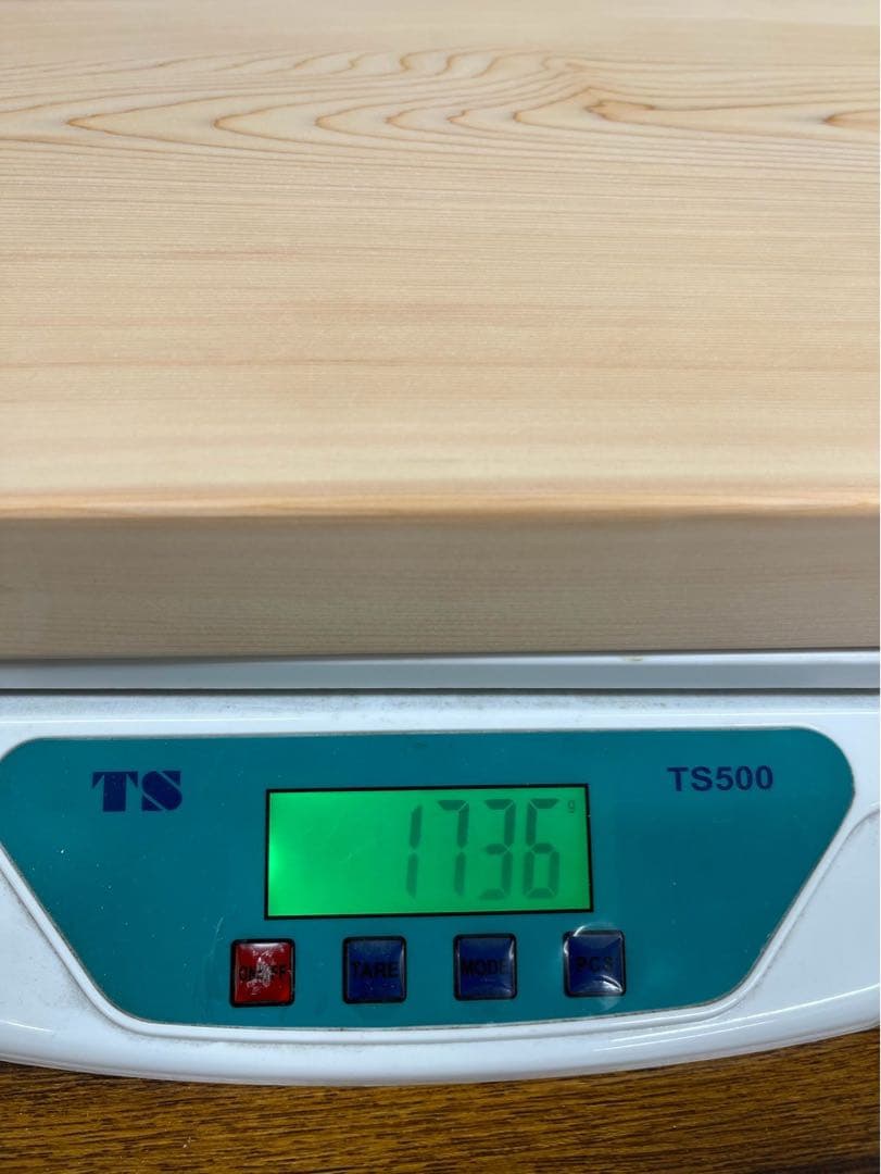 [ベストプライス挑戦] ヒノキまな板　豪華サイズ　一枚物　新品未使用　激安！