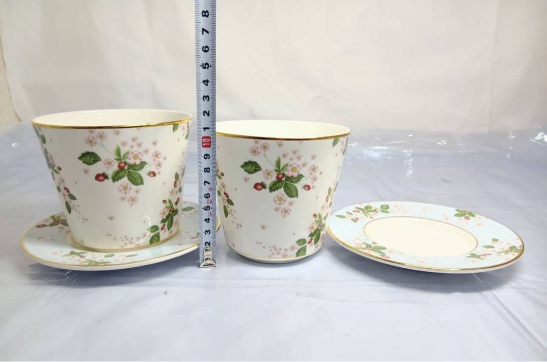  ウェッジウッド　プランター＆ソーサー　2点　植木鉢