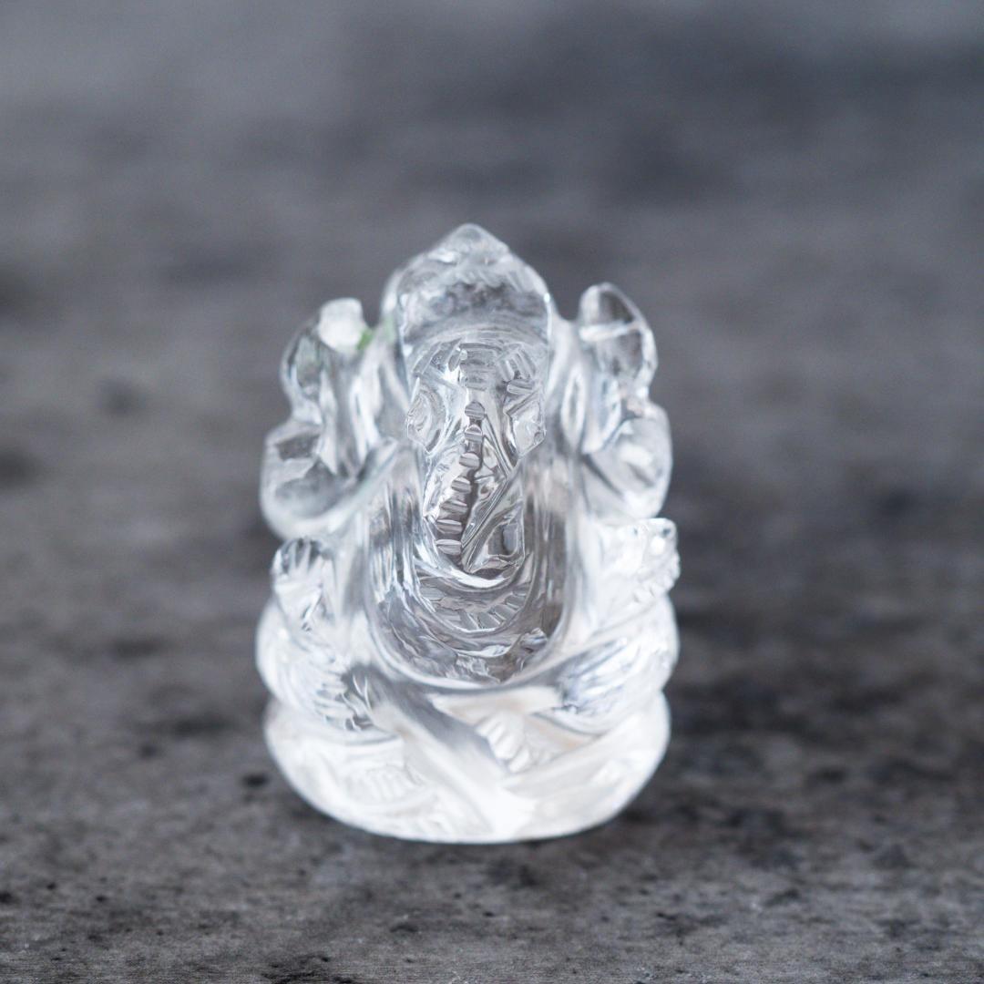 クリスタル・ガネーシャ神像（サイズ 高さ約4cm 約32グラム）ヒマラヤ水晶
