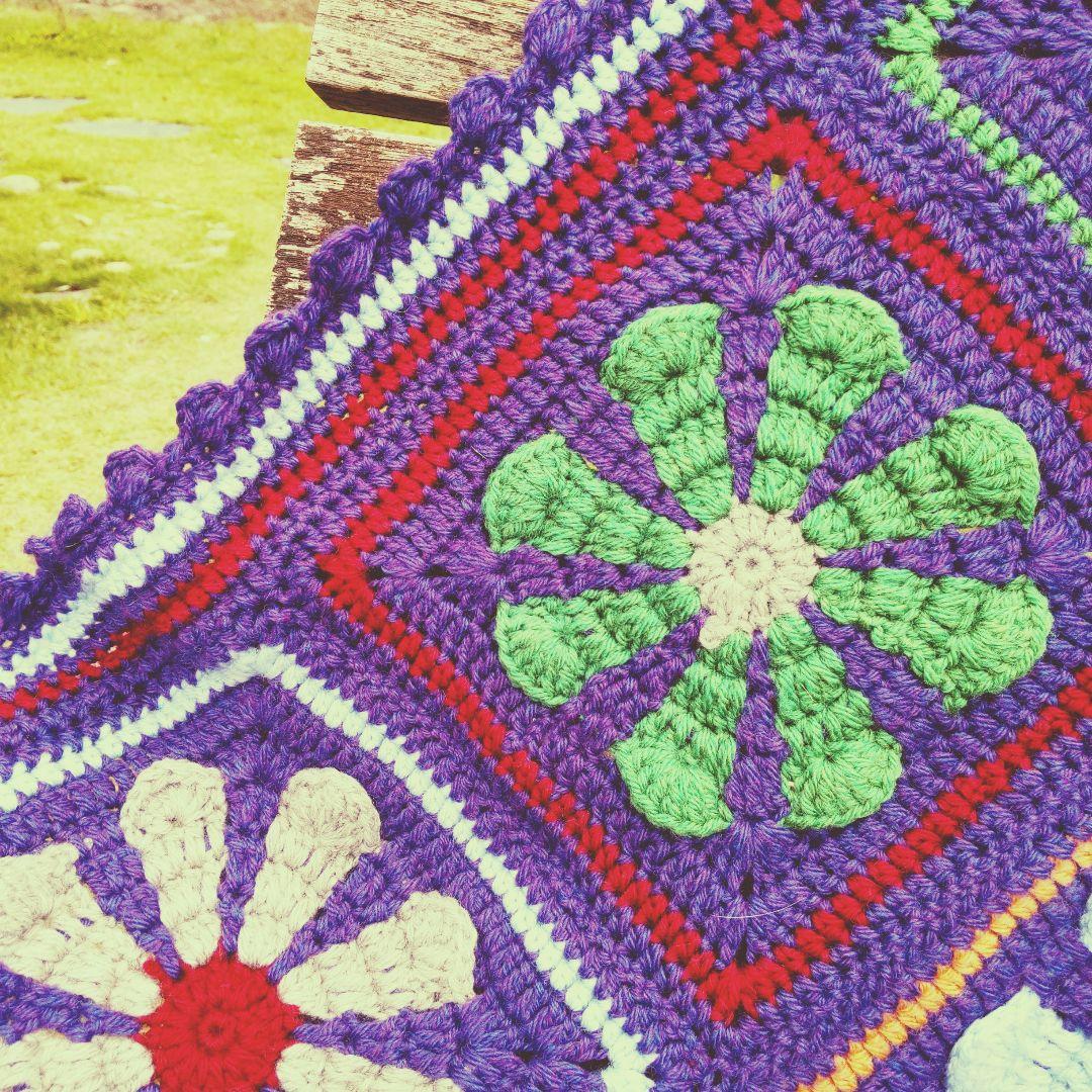 手編み デイジーモチーフ ブランケット レトロ ポップ