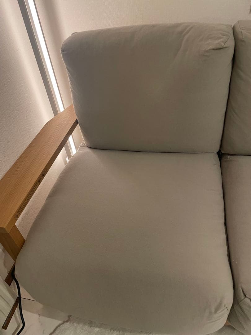 無印良品　木製フレーム2人掛けソファ