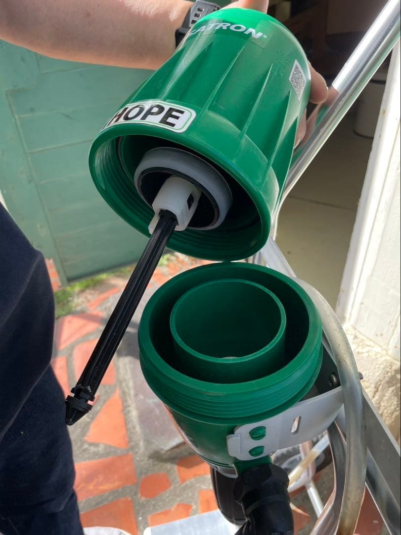 ドサトロン液肥混入器　DR06GL キャリーセット　　　　ユンボリアン