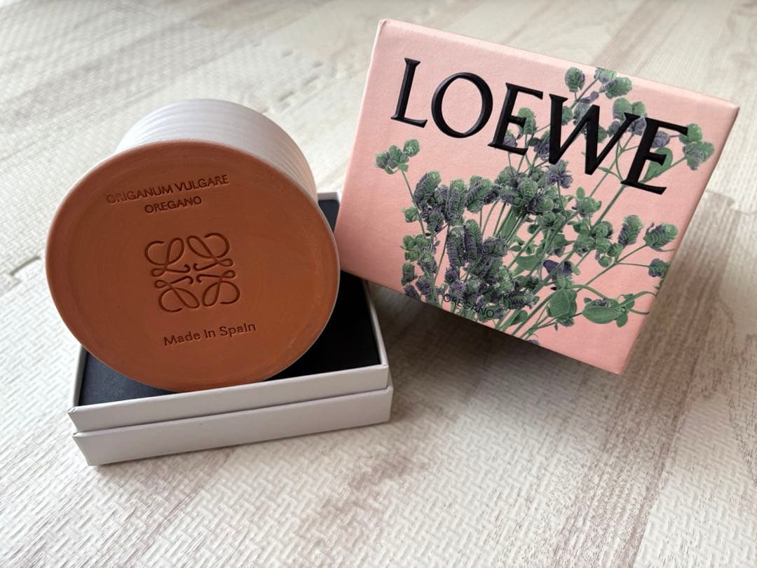 【 新品・未使用・箱あり 】LOEWE オレガノキャンドル(Sサイズ)