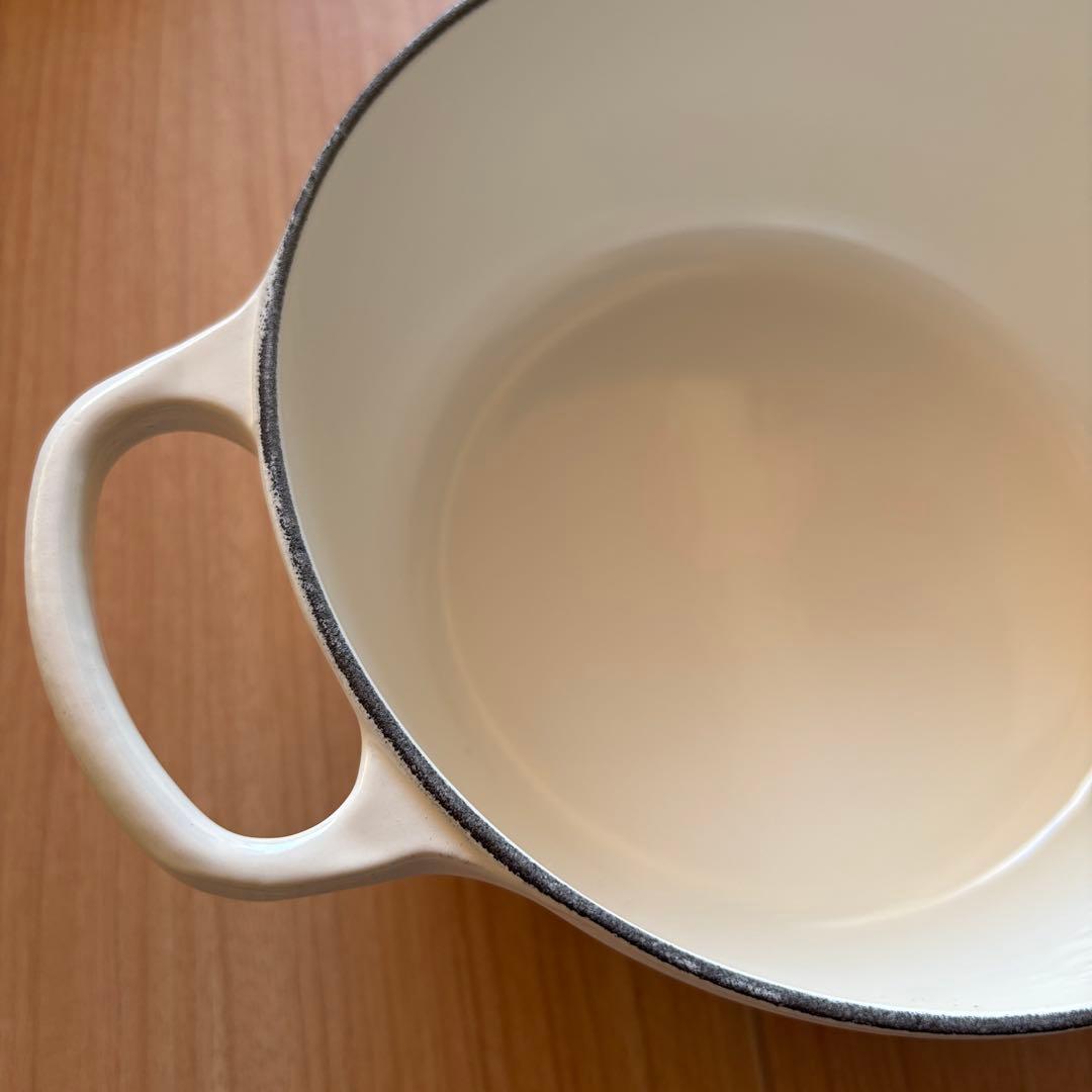 【Le Creuset】未使用品 両手鍋 白