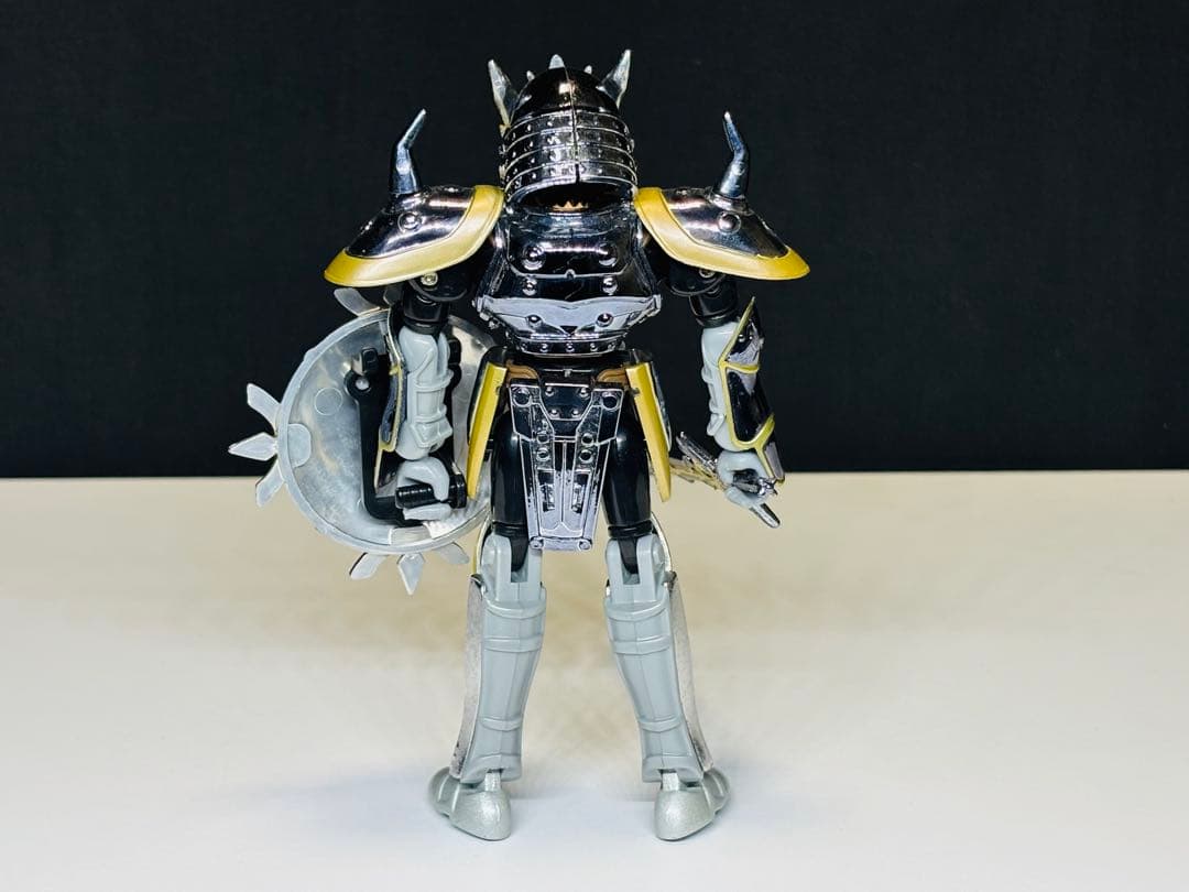 激レア ドラゴンクエスト 伝説の鎧シリーズ メタルキング