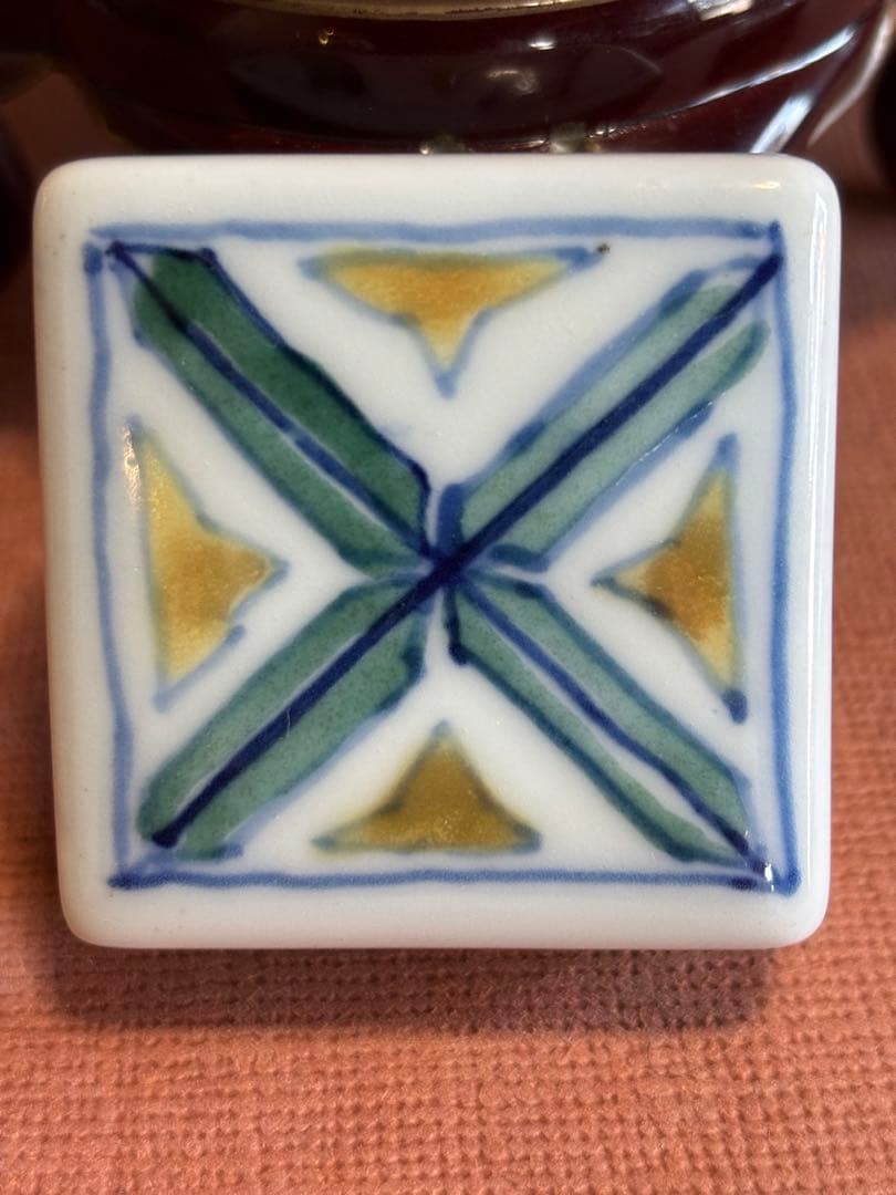 佐賀県重要無形文化財小野珀子作緑釉金彩十字クロス文香合 未使用 澤田