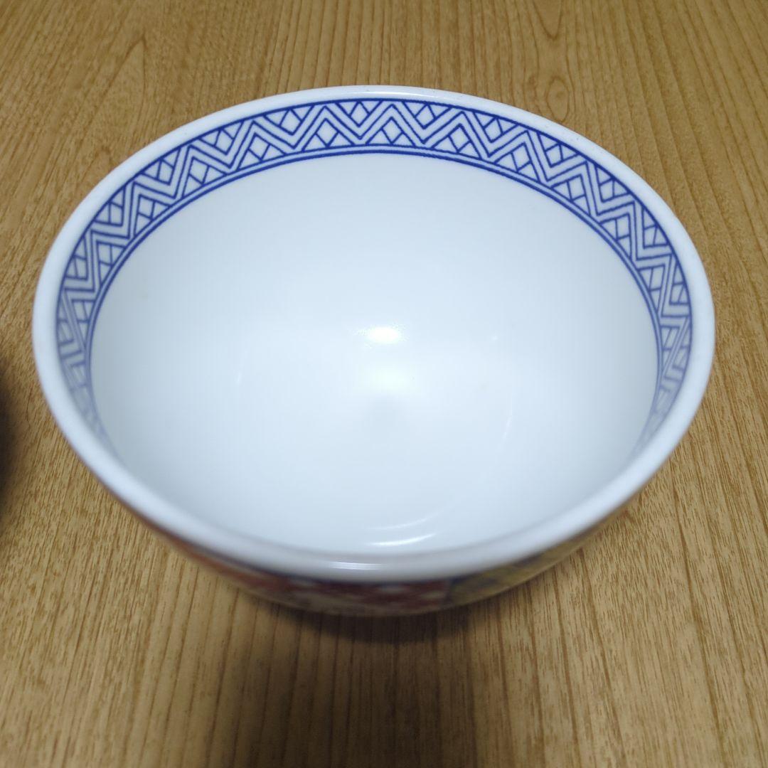 吉野家　どんぶり　並盛　大盛　特盛