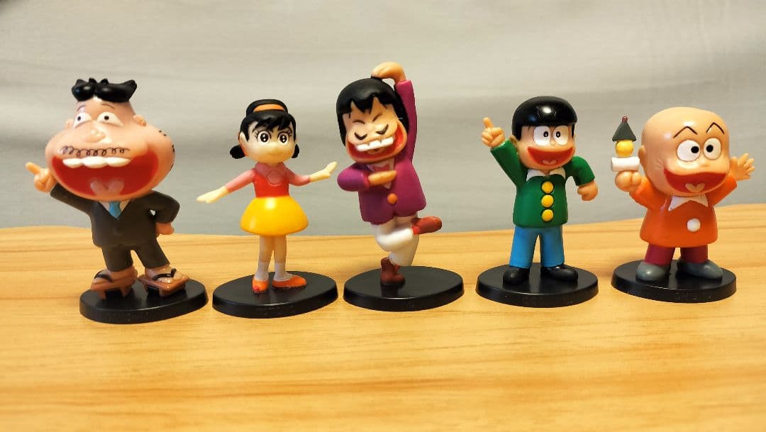 新品 おそ松くん 5体セット フィギュア 昭和レトロ サークルK - メルカリ