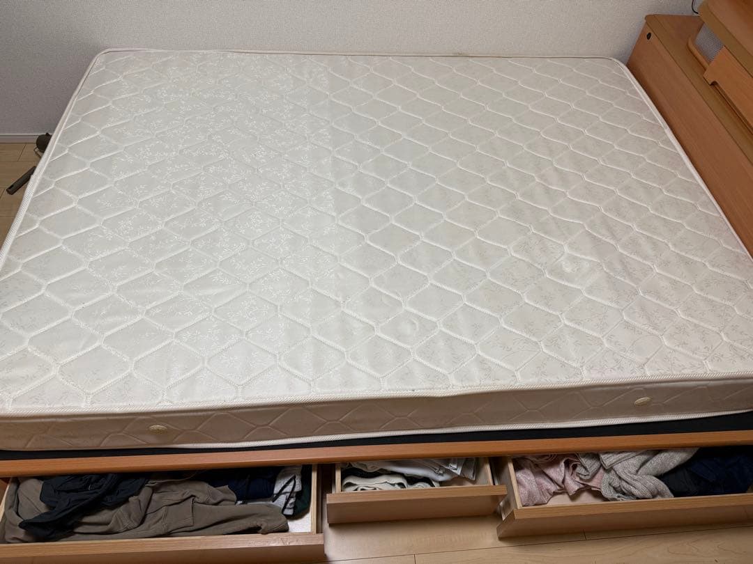 専用「うさまる様」堺市近く 引き取り限定 収納付きダブルベッド マットレス付き