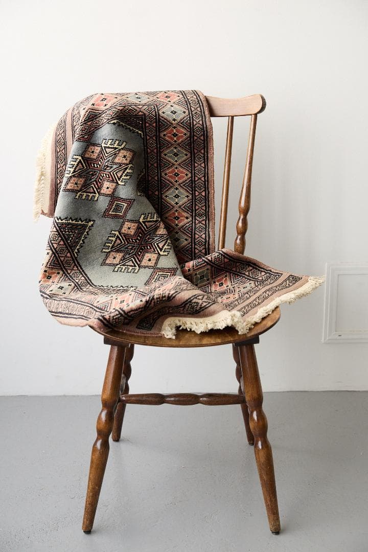 ヴィンテージラグ　トライバルラグ　パキスタン産（100×63cm）青　茶　グレー