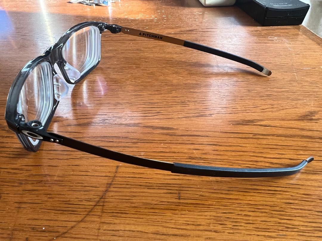 オークリー　PITCHMAN ピッチマン　0OX8096 幅T140