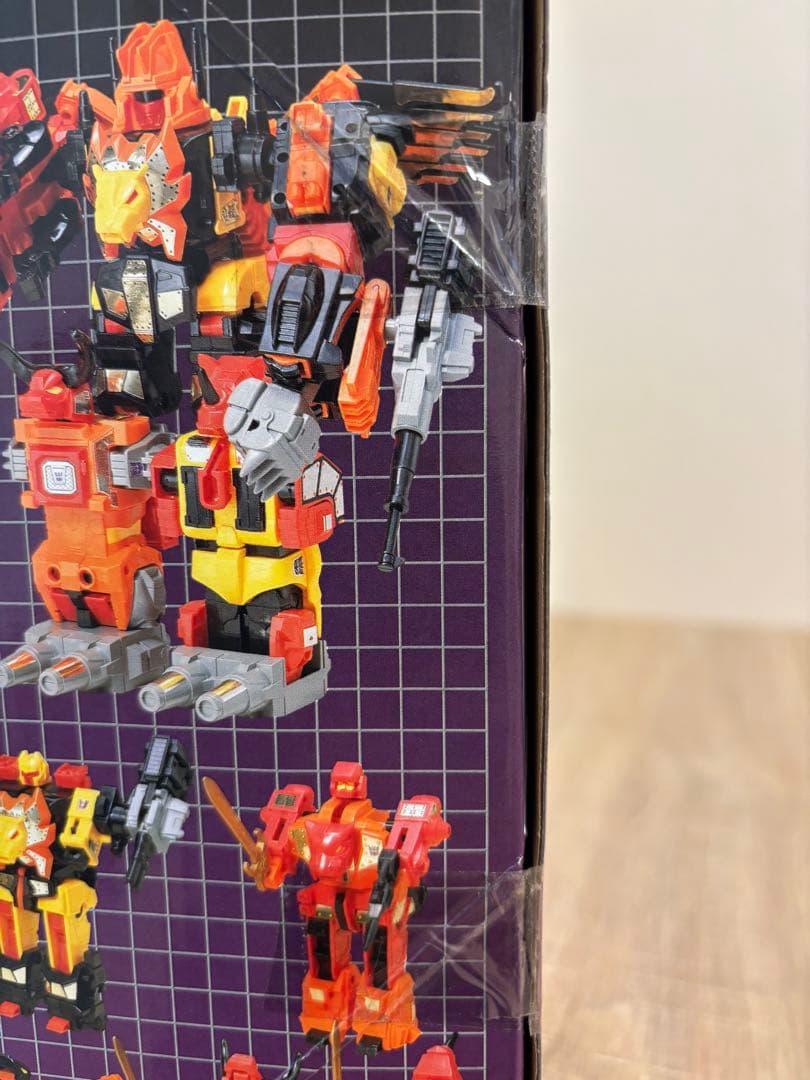 【未開封】トランスフォーマー 復刻版　プレダキング