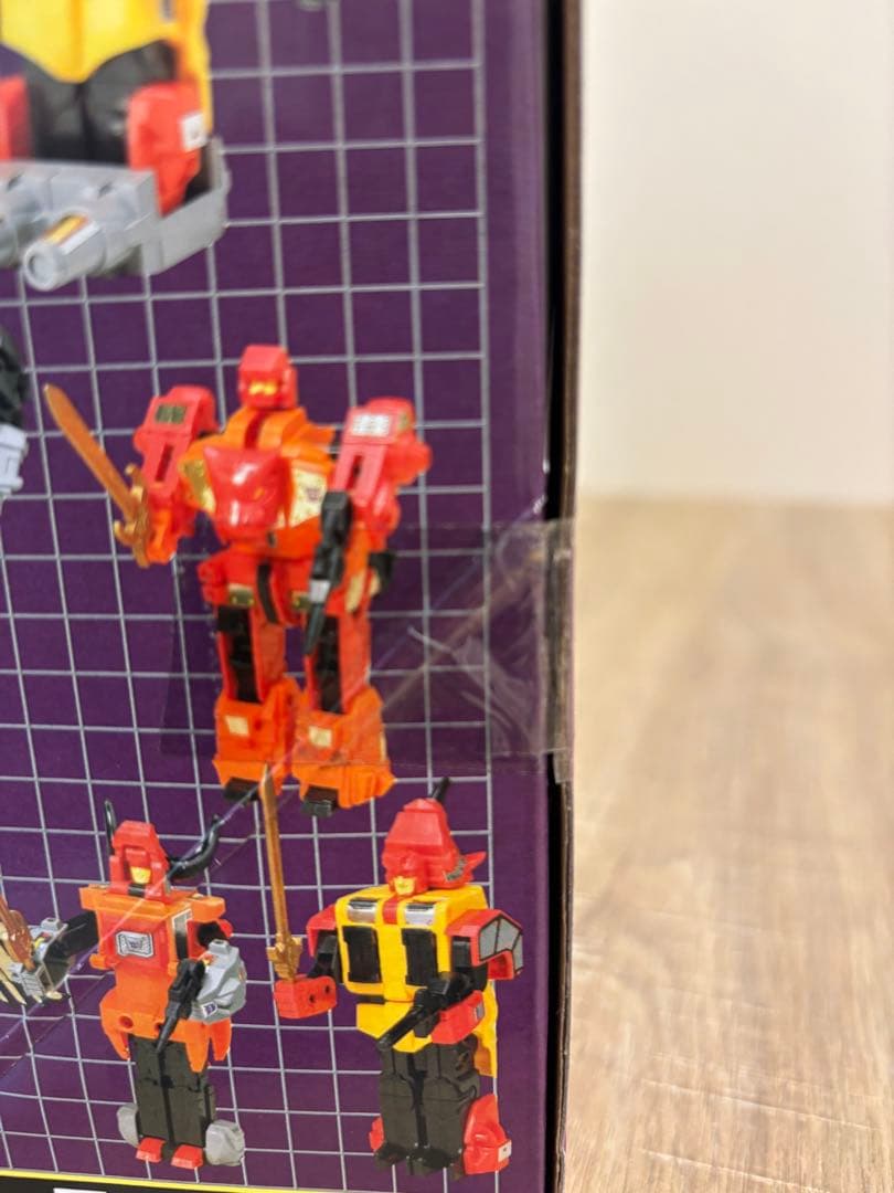【未開封】トランスフォーマー 復刻版　プレダキング