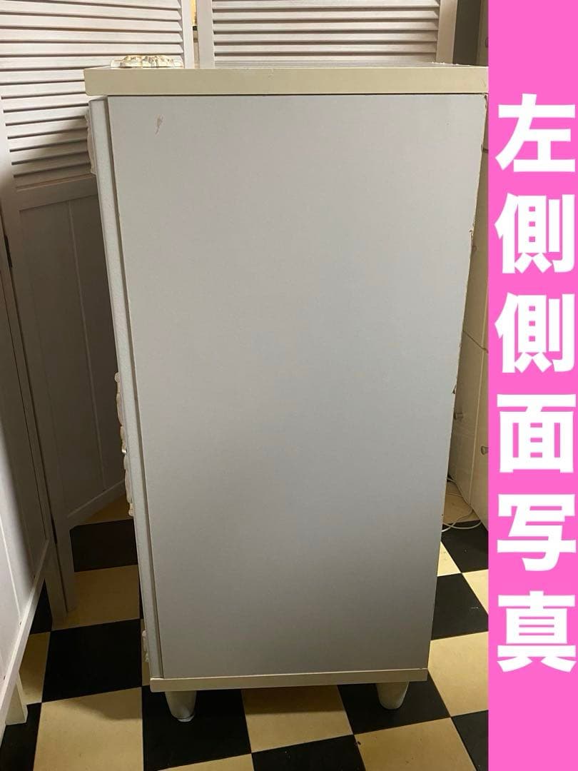 フレンチ♦️ロココ ガラス扉 キャビネット♦️コレクションケース♦️アシンメトリー