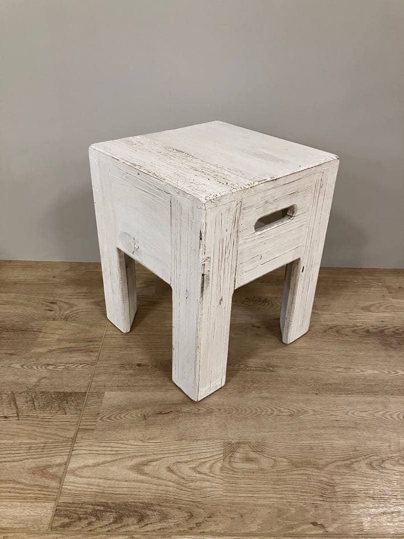 フレンチカントリー　パイン無垢材　スツール