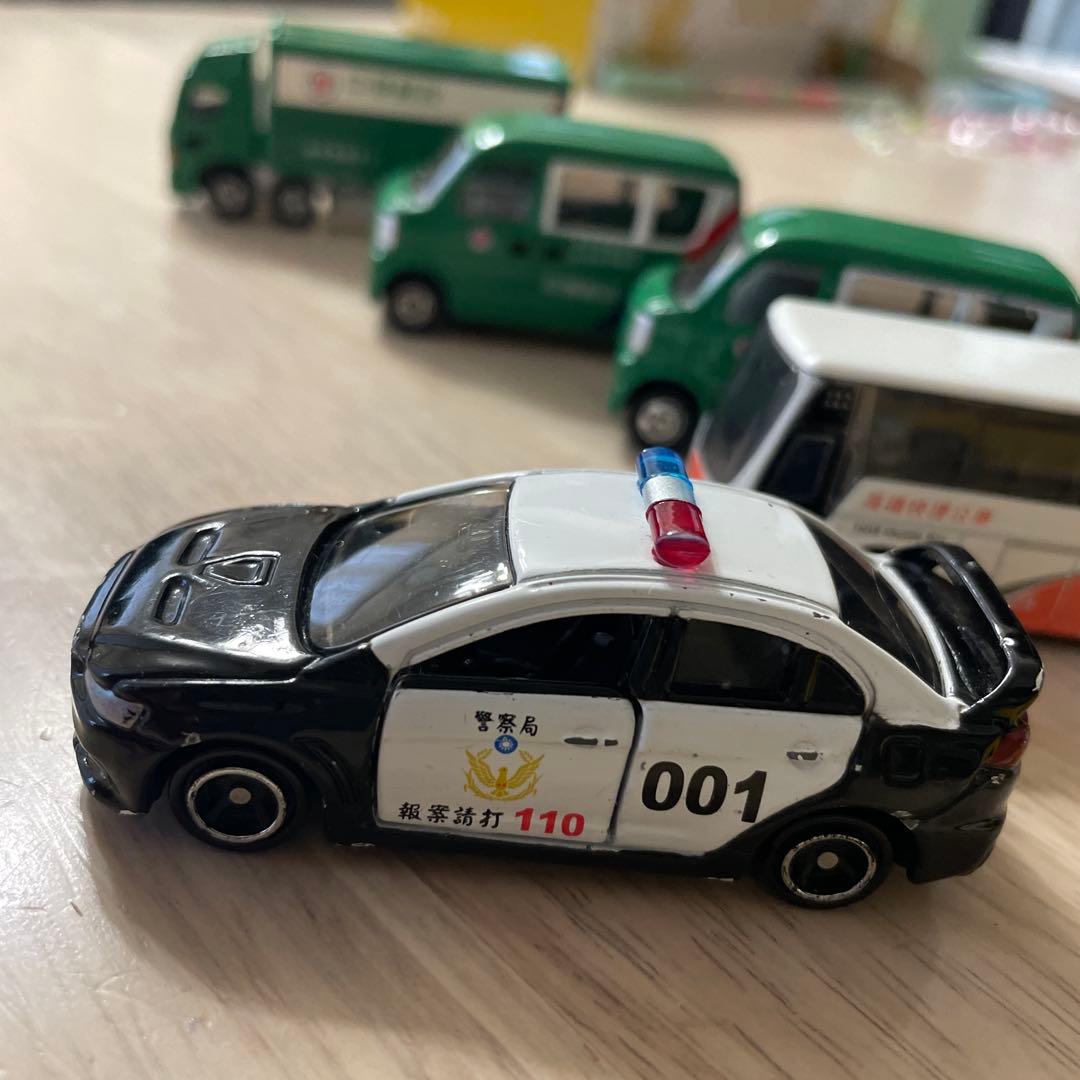 台湾限定トミカ 郵便車 高速バス パトカー タクシー