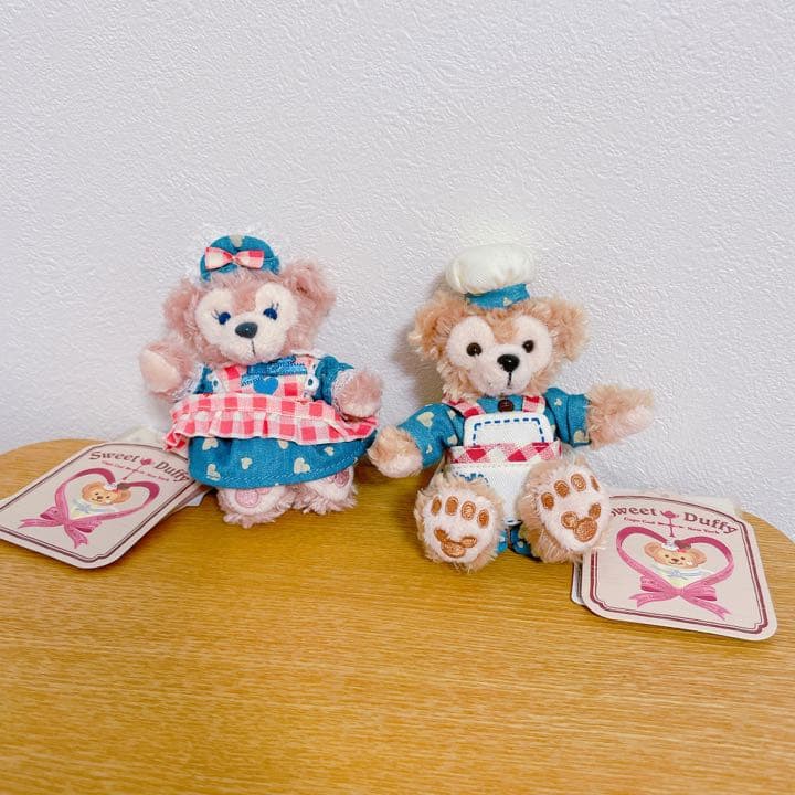 ダッフィーシェリーメイバレンタインぬいば ダッフィー&シェリーメイ 2012 バレンタインぬいば ぬいぐるみバッジ