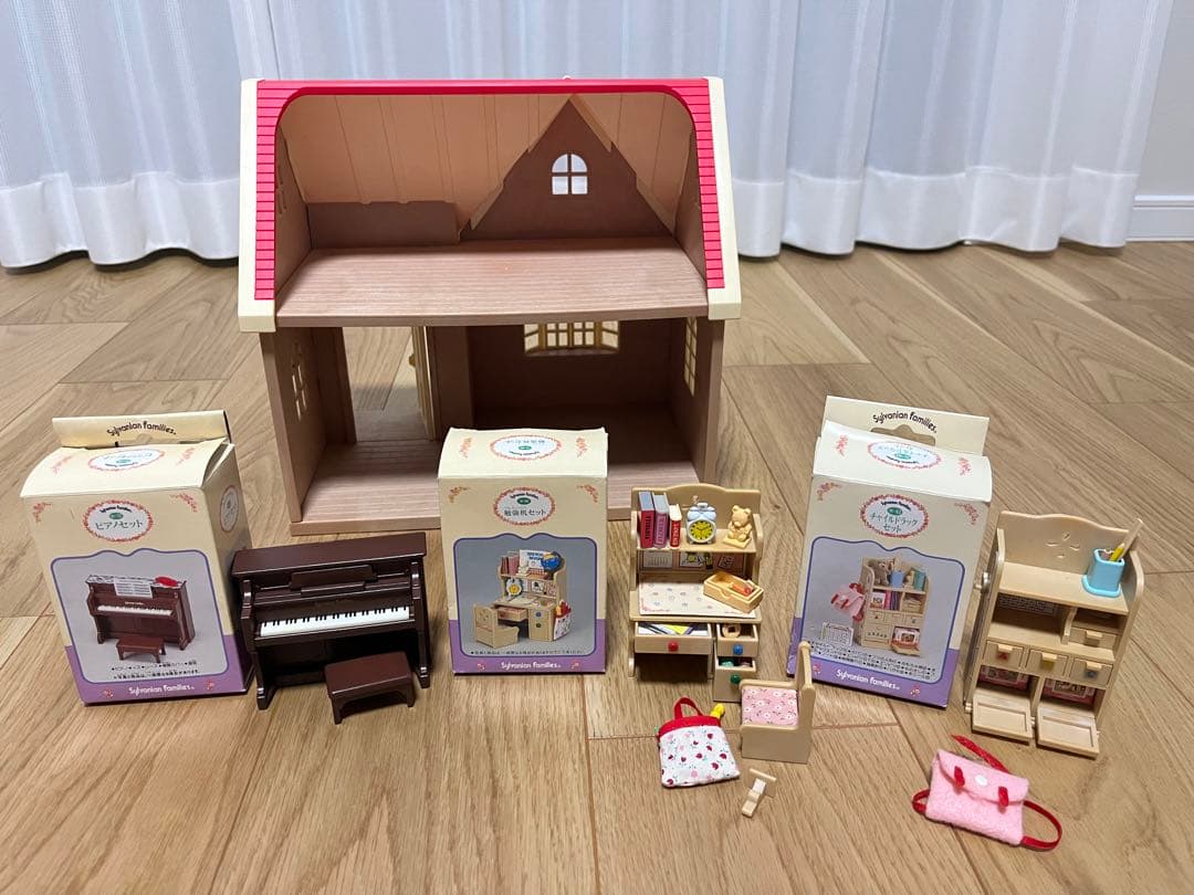 シルバニアファミリー　きいちご林のお家