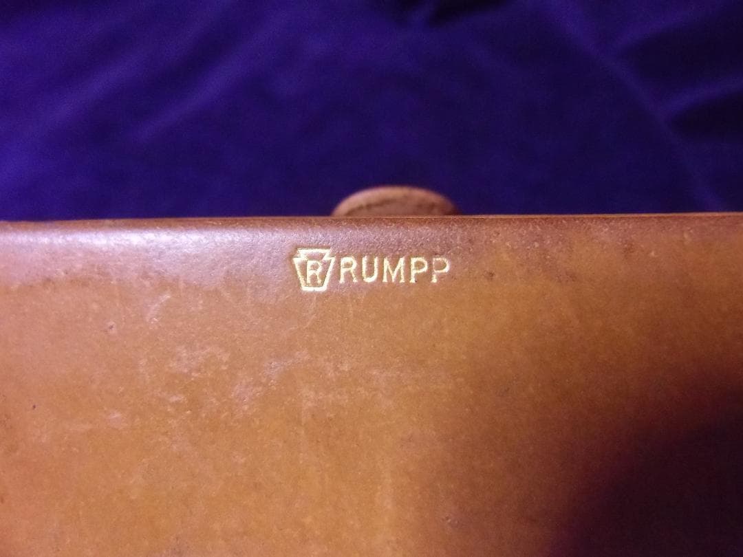 ＫＶランプ社/ＲＵＭＰＰ社製レザー/革製ジュエリーケース（実物）