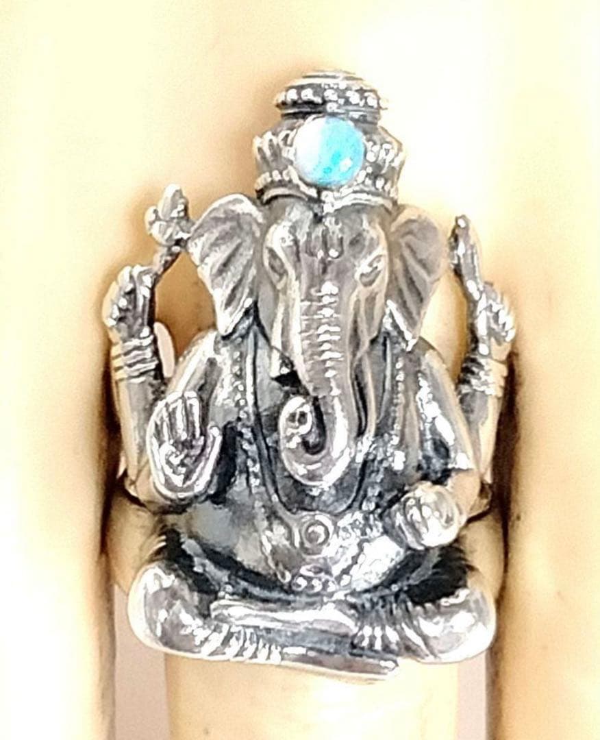 ガネーシャ　オパール付き　ハンドメイド　シルバーリング