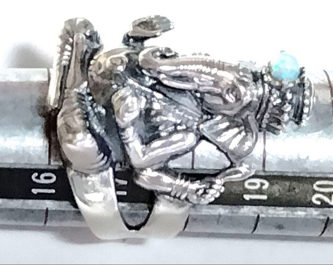 ガネーシャ　オパール付き　ハンドメイド　シルバーリング