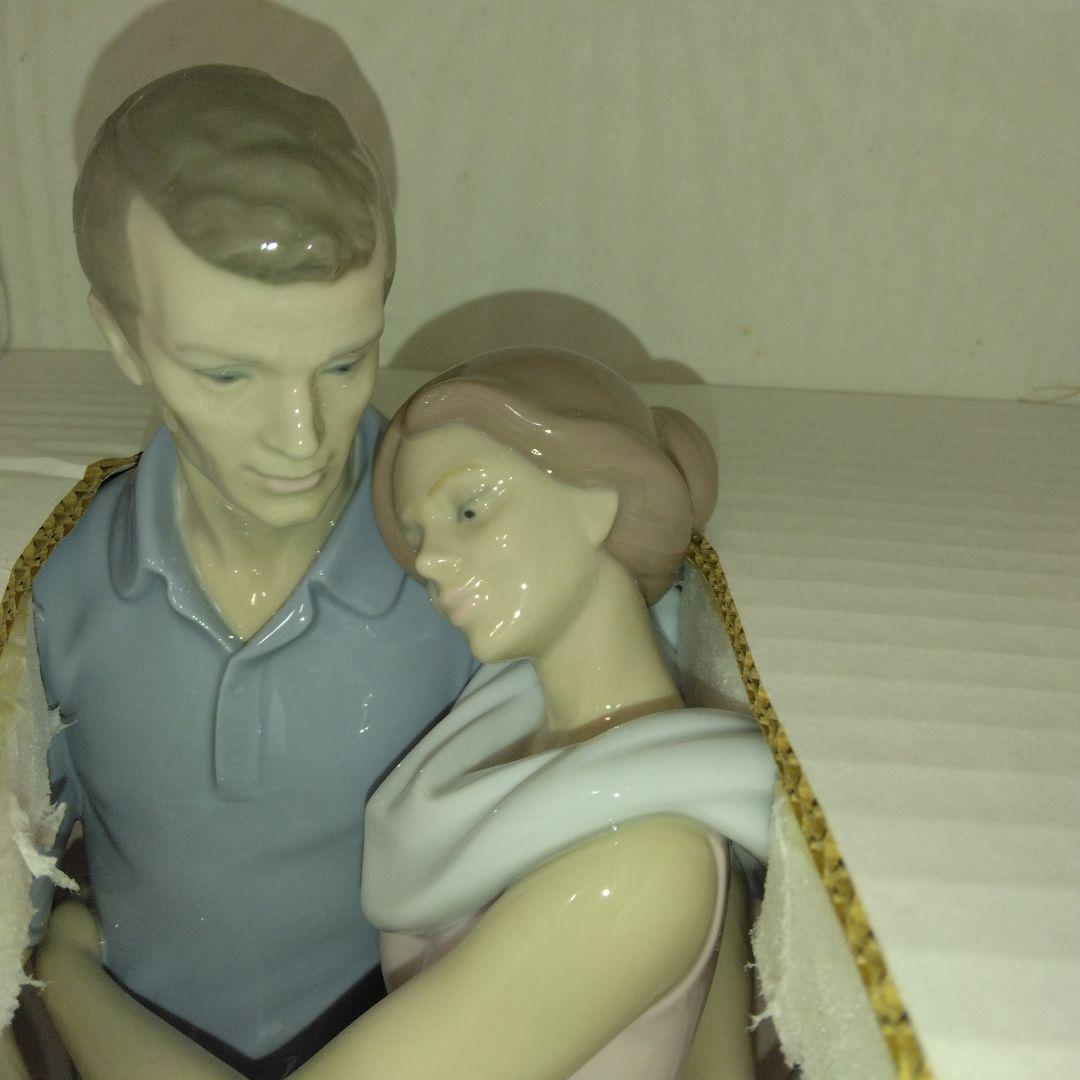 リヤドロ　カップル