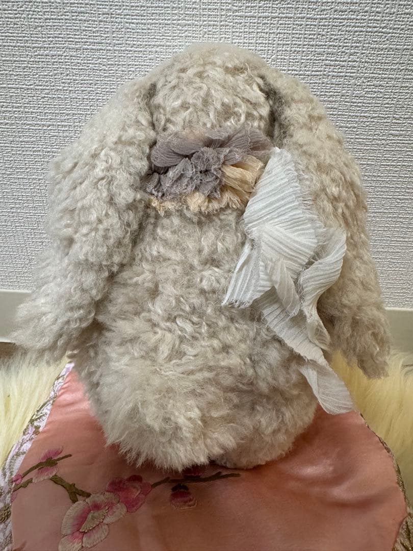 海外作家様作　アートドール　うさぎ