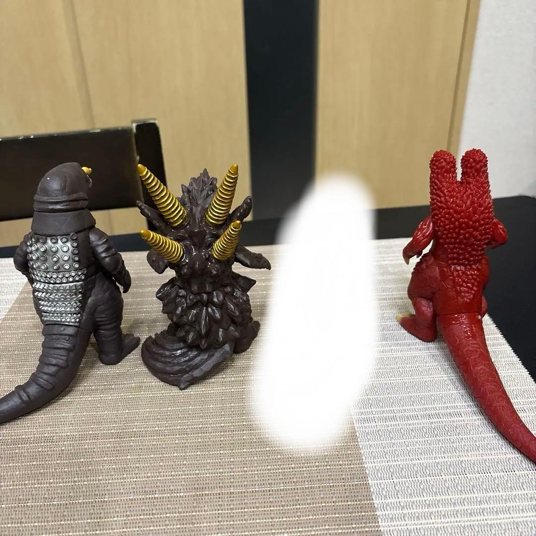 ウルトラ怪獣500シリーズ 生産終了 ソフビセット - メルカリ