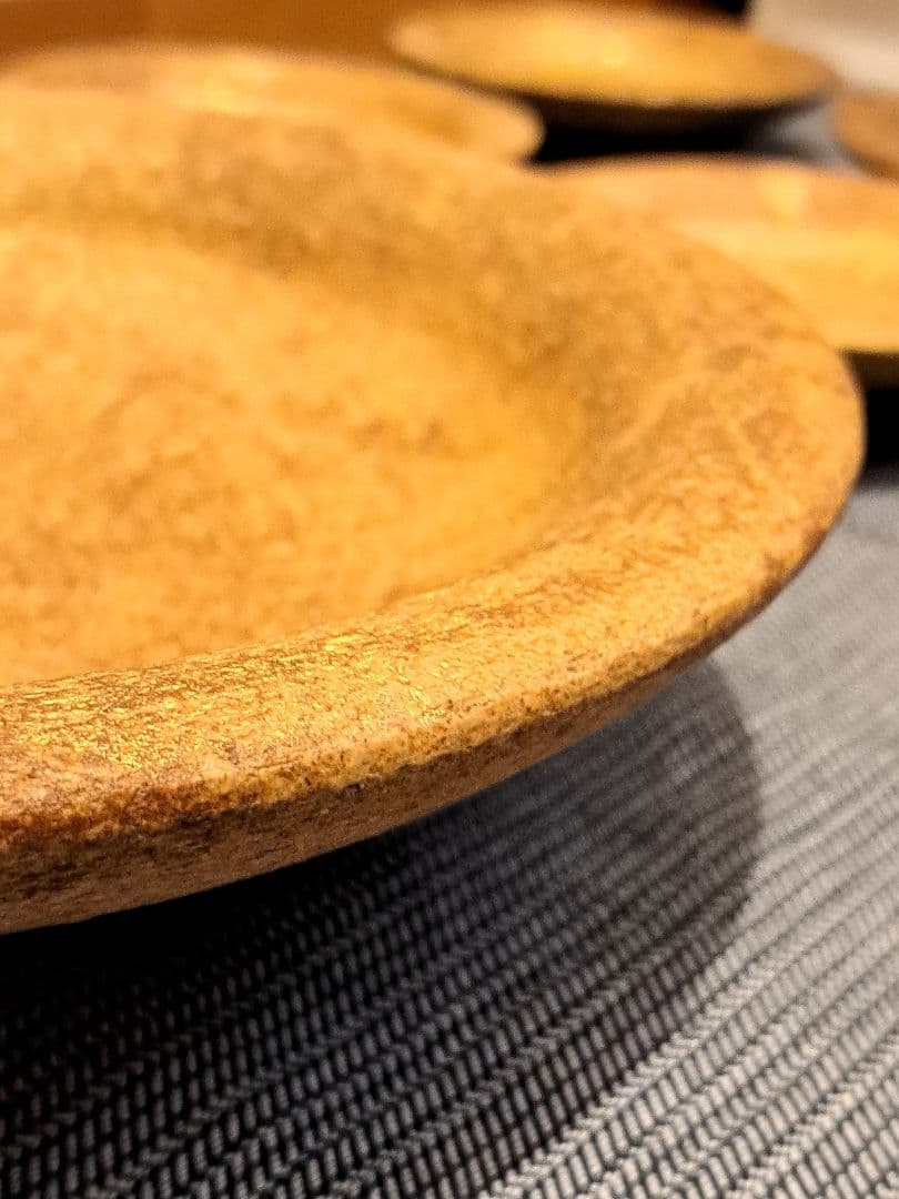 ゴールドの大皿と小皿6枚セット