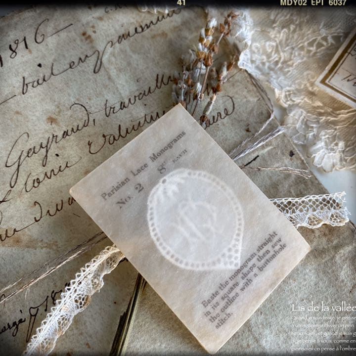 antique motif.。.:♡*