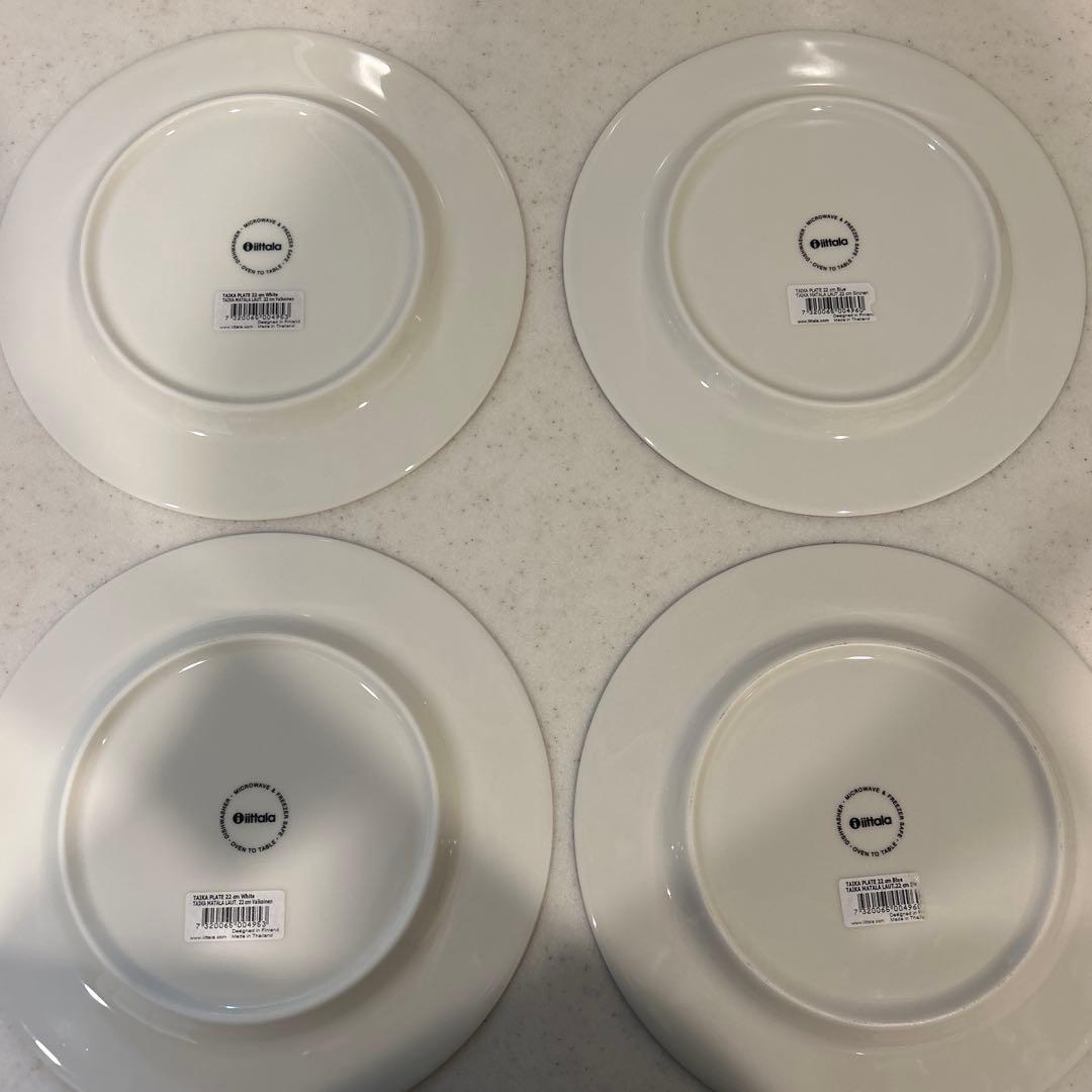 イッタラ　 タイカ　ホワイト　赤い鳥　プレート