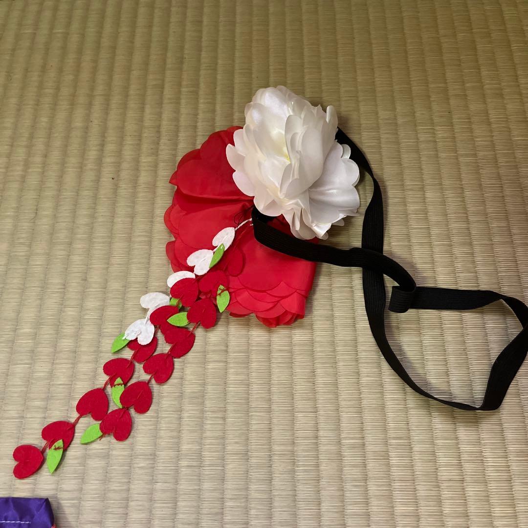 不二家 店頭用ペコちゃん 専用衣装 お正月用の晴れ着 華やかな着物衣装