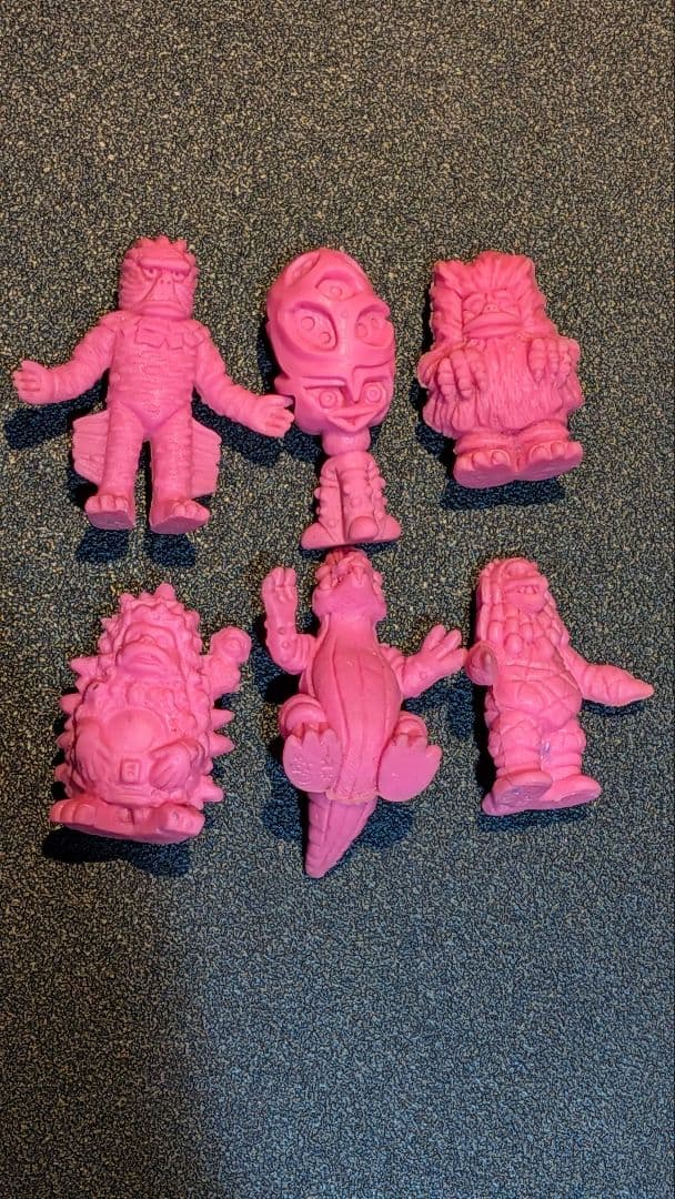 ウルトラマンシリーズ 怪獣消しゴムピンク 6体セット - メルカリ