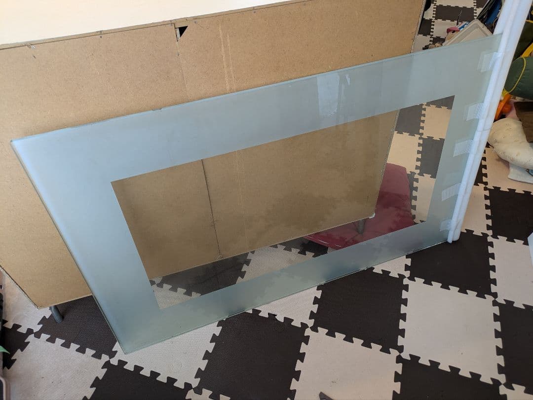 【引き取りのみ】ドリームベッド社 　リーン・ロゼ？　強化ガラス　センターテーブル