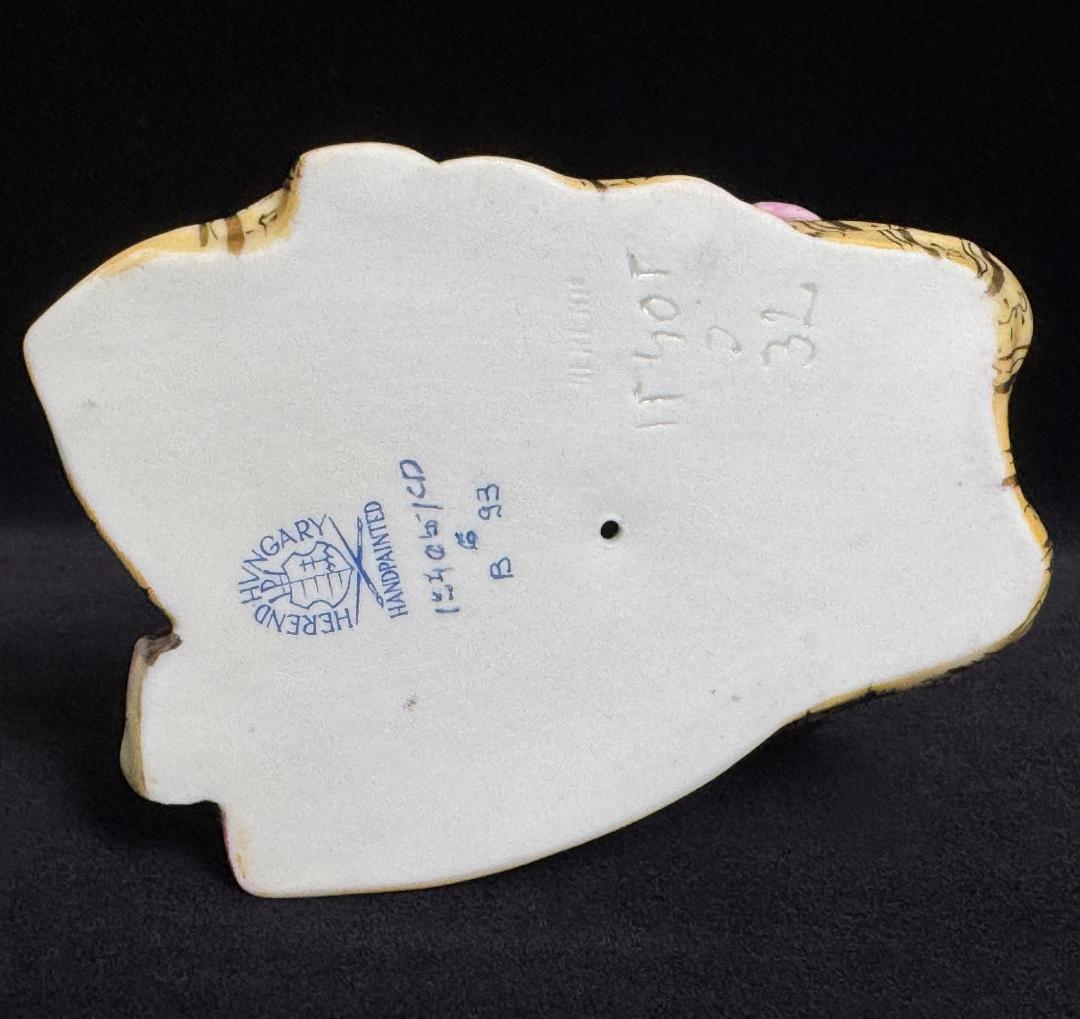 ヘレンド ペルシャの人形 細密画法 フィギュリン 人形 - メルカリ