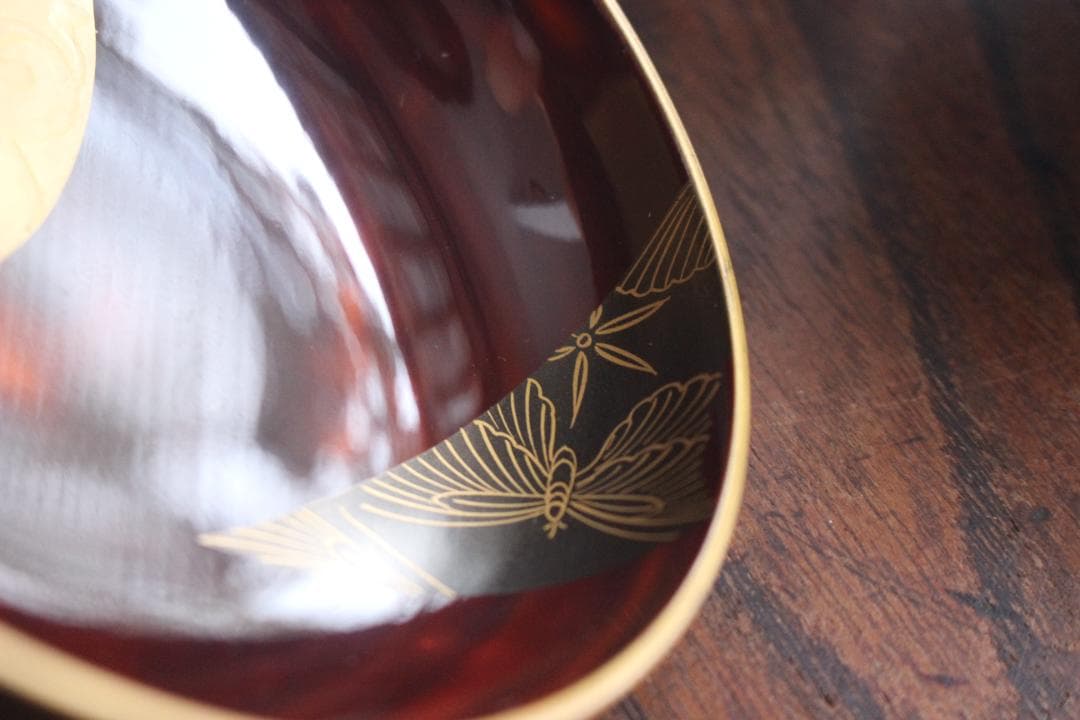 時代逸品！風情ある曙塗に優美な緞子蒔絵の映えるお椀2点（検輪島塗吸い物椀蒔絵椀