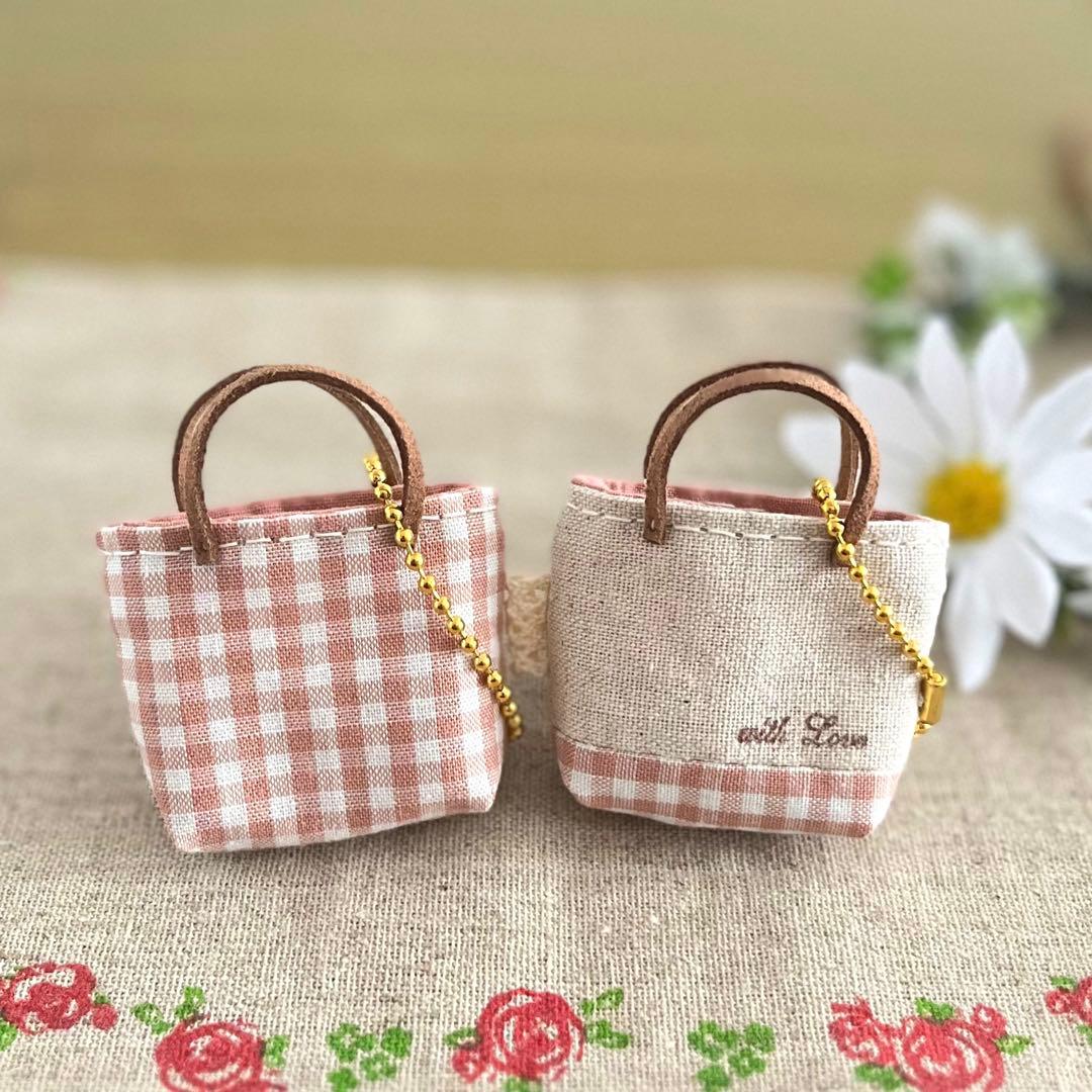 2401-38 ミニチュアトートサシェ 香り袋 2個組 ピンクチェック ♡刺繍