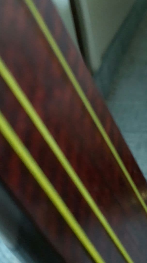 長唄三味線本体（収納桐箱付）