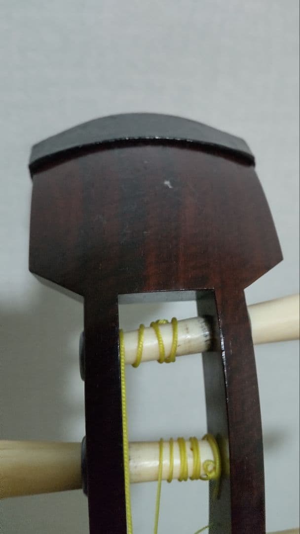 長唄三味線本体（収納桐箱付）