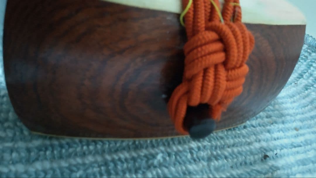 長唄三味線本体（収納桐箱付）