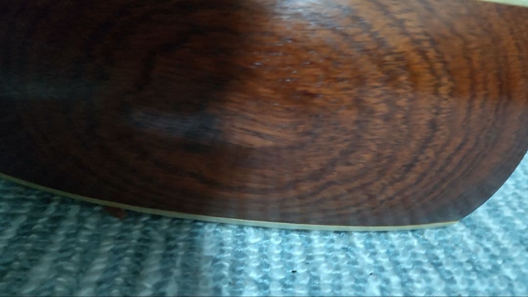 長唄三味線本体（収納桐箱付）